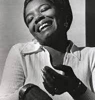 Ainda assim eu me levanto- Maya Angelou
